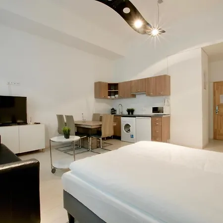 בודפשט St. King 1 By Hi5 Apartments מראה חיצוני תמונה