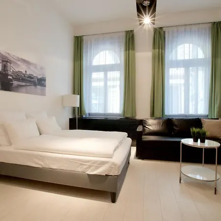 בודפשט St. King 1 By Hi5 Apartments מראה חיצוני תמונה