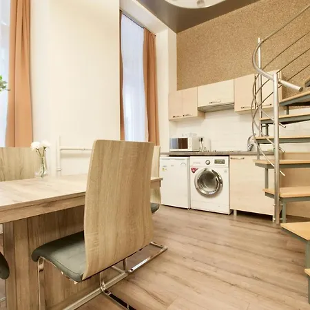 בודפשט St. King 1 By Hi5 Apartments מראה חיצוני תמונה