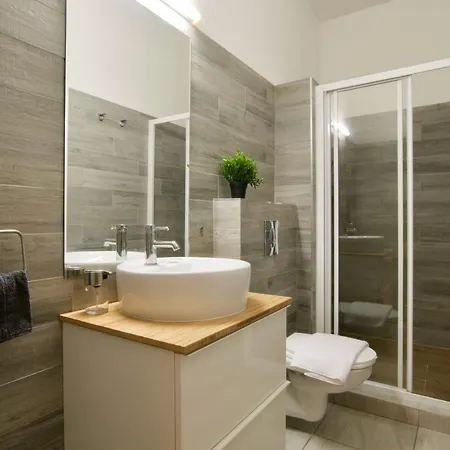 בודפשט St. King 1 By Hi5 Apartments מראה חיצוני תמונה